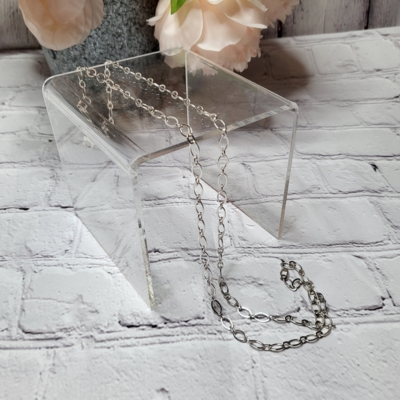 Origami Owl Silver Chain Necklace with Clip and Ghost Armor for Medium Locket - Picture 3 of 9